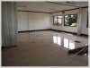 ID: 1353 - House with 15 rooms for rent near Patouxay