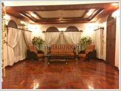 ID: 722 - Lao Contemporary house along main street