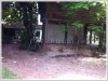 Land with house in Ban Thatluang