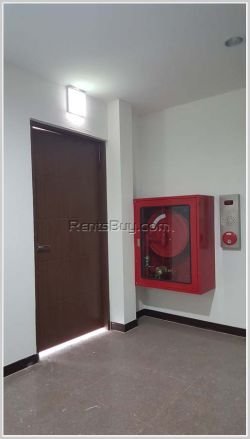 ID: 3142 - Commercial space near Patouxay