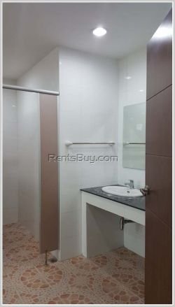 ID: 3142 - Commercial space near Patouxay