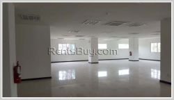 ID: 3142 - Commercial space near Patouxay