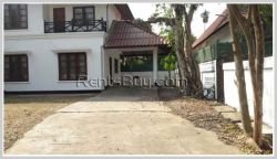 ID: 278 - Modern house in town for rent
