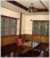 ID: 974 - Lao style house in international area 6 mn to Sengdara