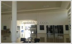 ID: 3311 - Big showroom car near main road and near fresh mart for rent
