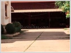 ID: 3292 - Modern house with large garden near National University of Laos for rent