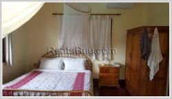 ID: 363 - Lao style house with swimming pool