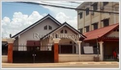 ID: 3657 - Pretty house in National Circus Zone and near main road for rent