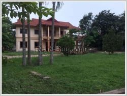ID: 3654 - A contemporary house with large shady garden for rent in Chanthabouly District