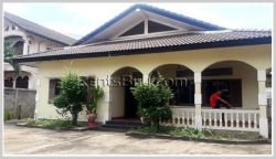 ID: 558 - Villa near market