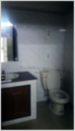 ID: 558 - Villa near market