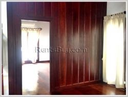ID: 3105 - Beautiful house for rent in Chanthabouly district