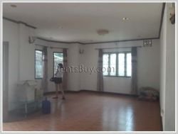 ID: 2104 - Modern villa house in quiet area by pave road at Huayhong Village
