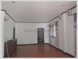 ID: 2104 - Modern villa house in quiet area by pave road at Huayhong Village