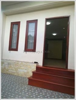 ID: 3703 - Adorable house near Patuxay for rent