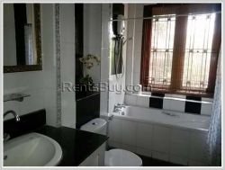 ID: 242 - Brand new villa house close to market