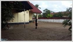 ID: 3984 - Nice house with large parking space for rent near Phontong Chommany market