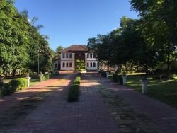 ID: 4183 - Luxury house near Lao Thai Friendship Bridge with a nice court yard for rent