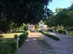 ID: 4183 - Luxury house near Lao Thai Friendship Bridge with a nice court yard for rent