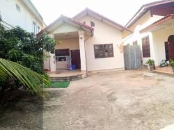 ID: 4062 - The house property close to Thatluang Temple with fully furnished for rent