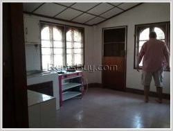 ID 2131- Nice house for rent at Ban phonthan