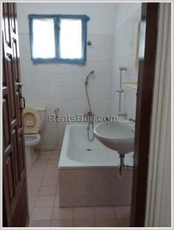 ID 2131- Nice house for rent at Ban phonthan