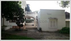 ID: 3347 - Spacious house by pave road and near Patuxay for rent