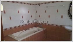 ID: 3347 - Spacious house by pave road and near Patuxay for rent