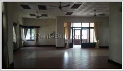 ID: 3347 - Spacious house by pave road and near Patuxay for rent
