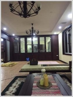 ID: 3419 - Modern Lao house near Japanese Embassy