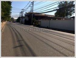 ID: 3504 - Nice office for rent in Lao community and business area of Patuxay