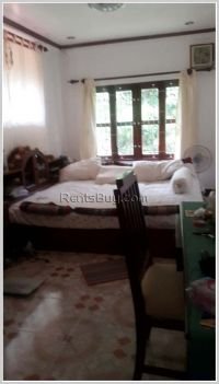 ID: 1198 : Fully furnished house in town near fitness center