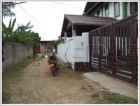 ID: 2869 - New house in town near local market