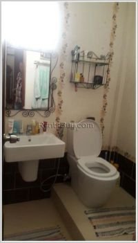 ID: 1198 : Fully furnished house in town near fitness center