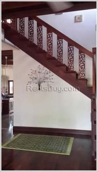 ID: 2916 House for rent fully furnished Lao style