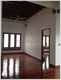 ID: 2914 - New luxury house with pool in town for rent