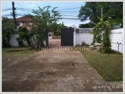 ID: 979 - Nice one-floor villa with nice garden in town