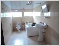 ID: 3002 - The beautiful private house with large garden for rent