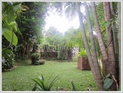 ID: 3139 - Lao contemporary house with large shady garden for rent.