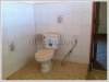 ID: 2620 - House with large land in quiet area near Huakua Market