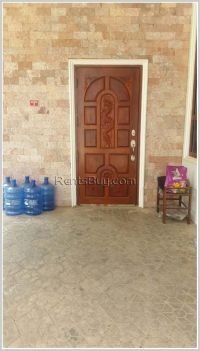ID: 1198 : Fully furnished house in town near fitness center