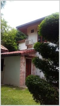 ID: 1198 : Fully furnished house in town near fitness center