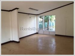ID: 2965 - Modern house for office near main road