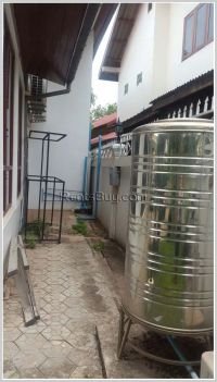 ID: 1198 : Fully furnished house in town near fitness center