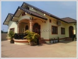 ID: 3095 - The nice villa is beautiful for rent in Saysettha district