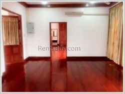 ID: 3694 - Lao style modern house near Joma cafe 2 (Phonthan) for rent