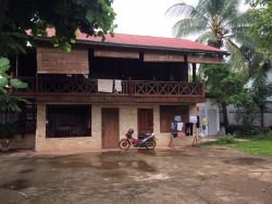ID: 4140 - Lao style house with large garden in neigborhood of Logos College