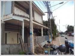 ID: 809 - Nice house next to concrete road for rent in Saysettha District.