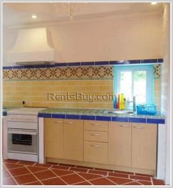ID: 3799 - The colorful house near National University of Laos for rent