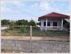 ID: 4064 - A pleasant house not far from National University of Laos for rent